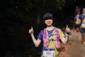 BIB: 1052, 134
                            <button type="button" onclick="openModal(19234039)" class="btn btn-primary btn-sm float-right btn-popup" data-toggle="modal" data-target=".modal-high-quality">
                        <i class="fas fa-shopping-cart"></i> Add to Cart
                    </button>
                                            <button type="button" onclick="isThisMe(19234039, true)" class="btn btn-success btn-sm float-right btn-popup btn-isme hidden" data-toggle="tooltip" data-placement="bottom" title="นี่คือรูปของคุณใช่ไหม คลิกที่นี่เพื่อเอาเข้าอัลบั้ม">
                        <i class="fas fa-plus"></i> Add to album
                    </button>
                    <button type="button" onclick="isThisMe(19234039, false)" class="btn btn-warning btn-sm float-right btn-popup btn-isnotme hidden">
                        <i class="fas fa-ban"></i> Remove from album
                    </button>